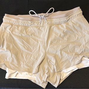 Athleta 2 in 1 shorts size 10